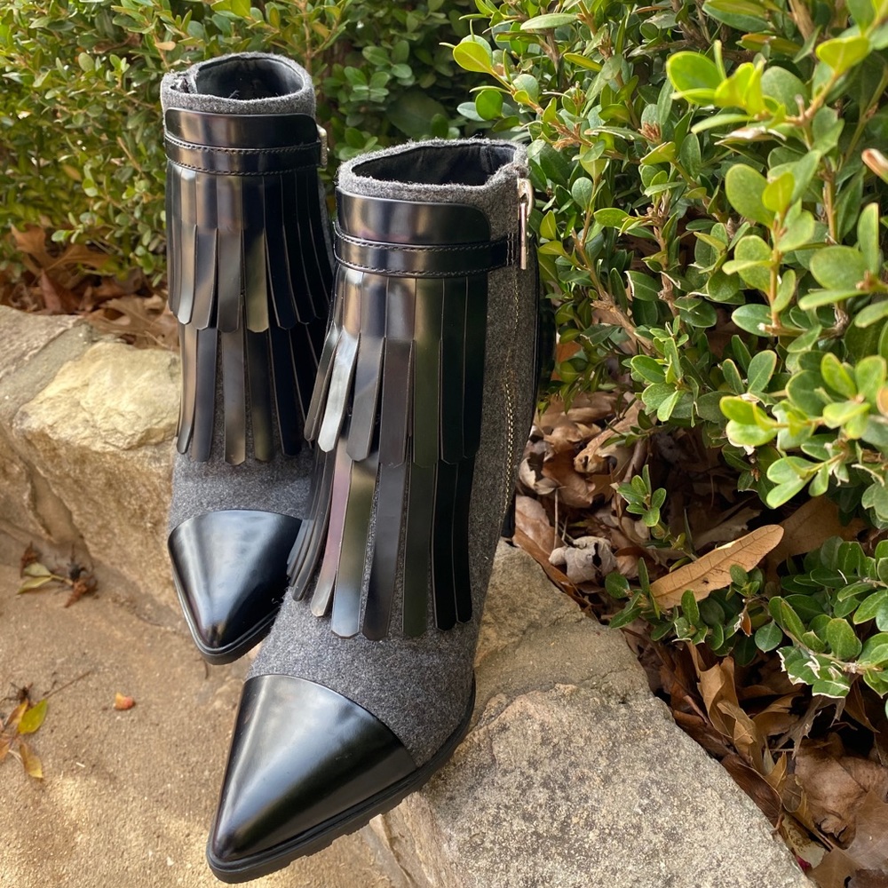 Calvin Klein Charcoal/Black Booties 6.5